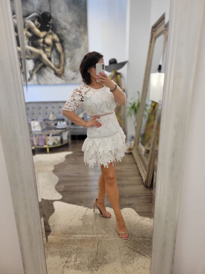 WHITE LACE MINI DRESS