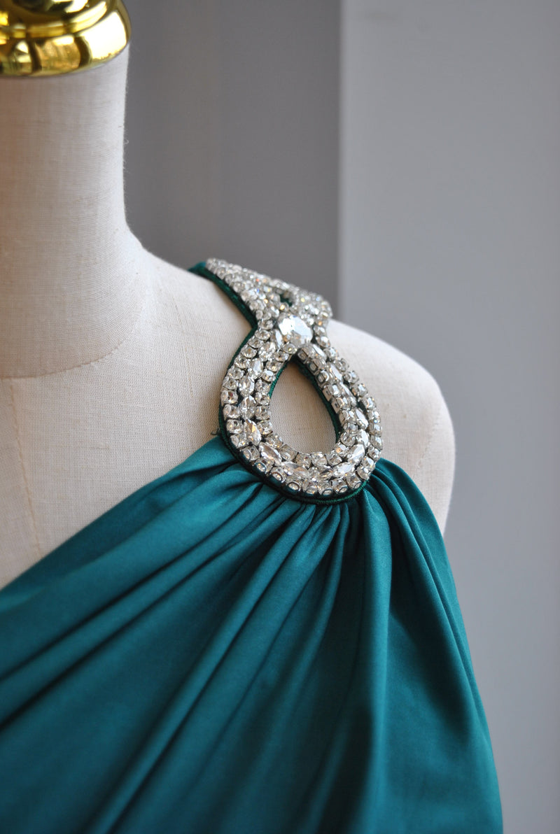 EMERALD GREEN LONG EVENING GOWN