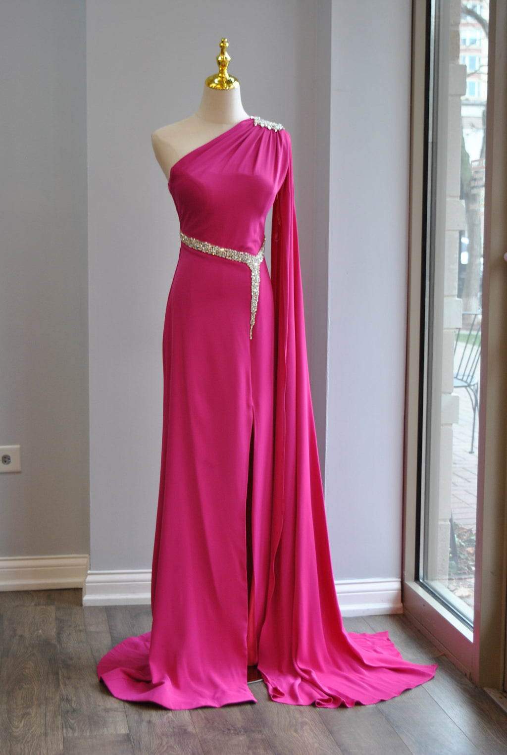 FUCHSIA PINK LONG EVENING GOWN