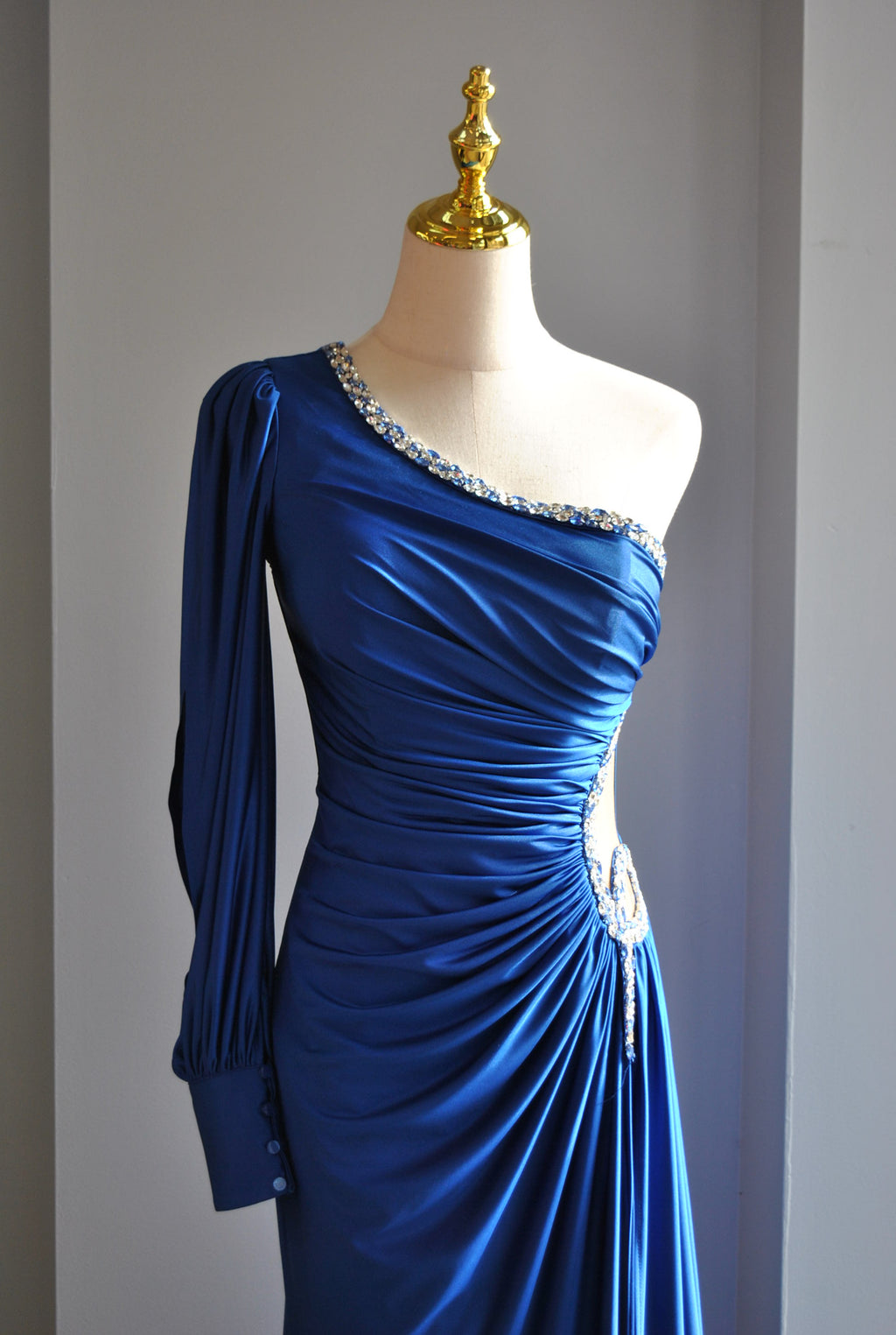 ROYAL BLUE LONG ASYMMETRIC EVENING GOWN