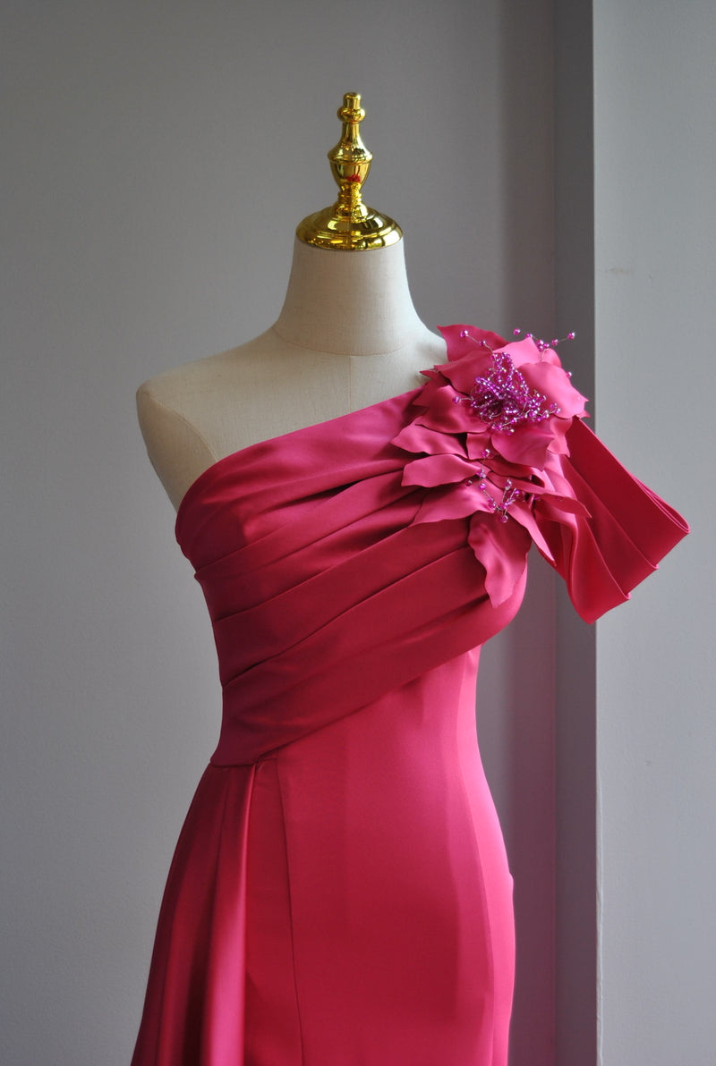 FUCHSIA LONG EVENING GOWN WITH SIDE FLOWER