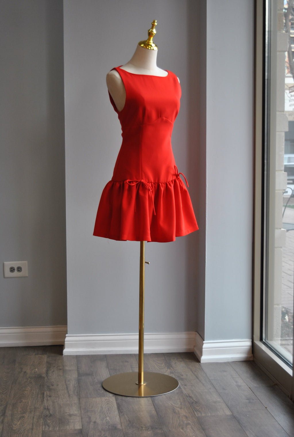 RED MINI DRESS WITH BOWS