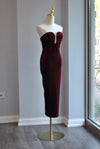 BURGUNDY VELVET MIDI STRAPLESS DRESS