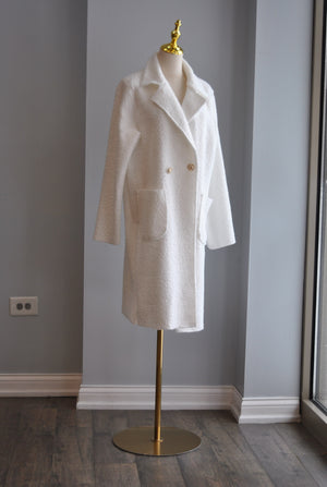 WHITE SPRING COAT