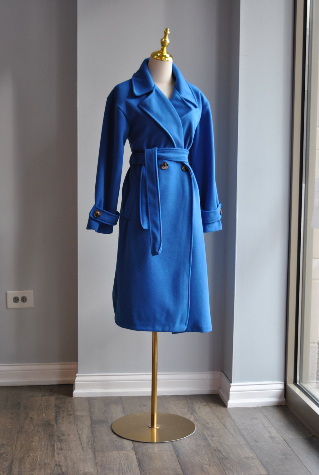 ROYAL BLUE SPRING COAT