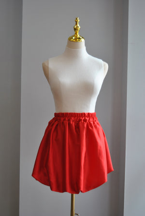 RED SILKY MINI SKIRT