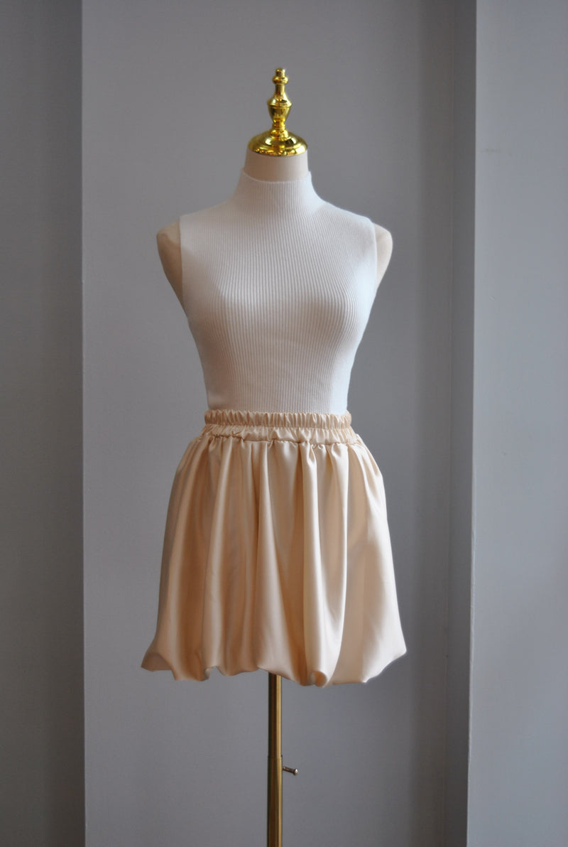 CHAMPAGNE SILKY MINI SKIRT