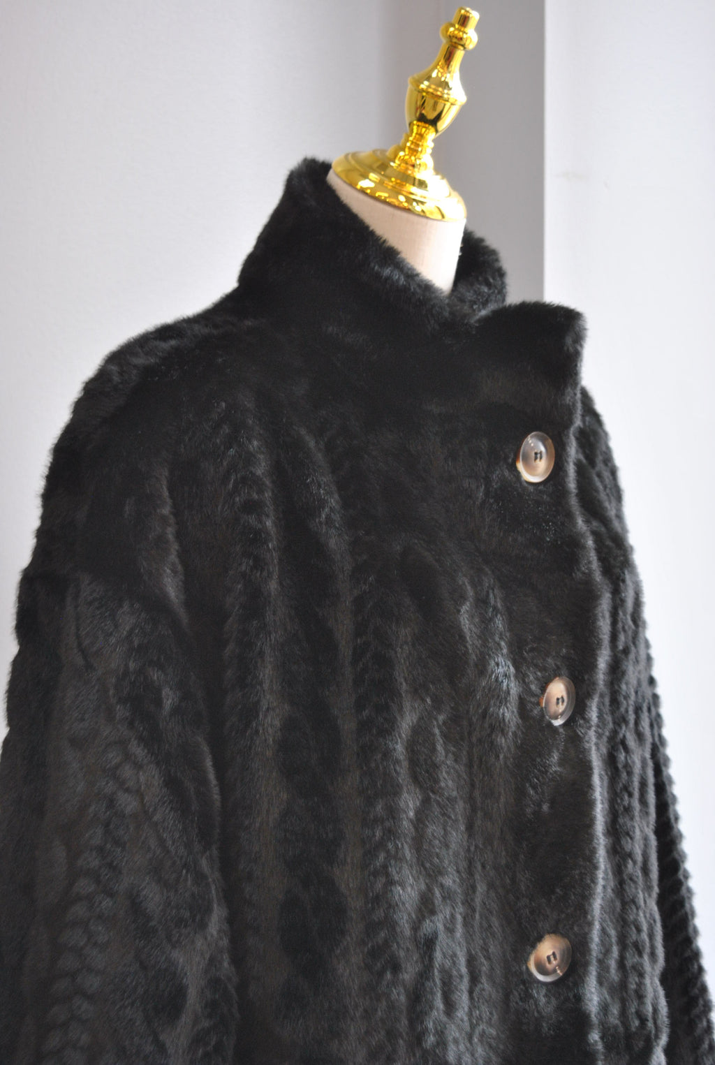 BLACK FAUX FUR LONG COAT WITH SIDE POCKETS