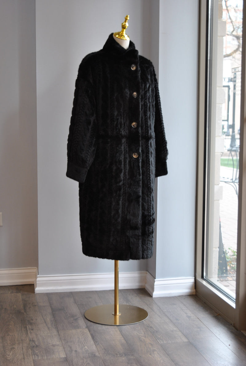 BLACK FAUX FUR LONG COAT WITH SIDE POCKETS