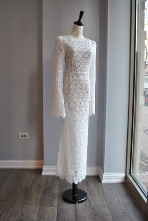 WHITE LACE LONG DRESS