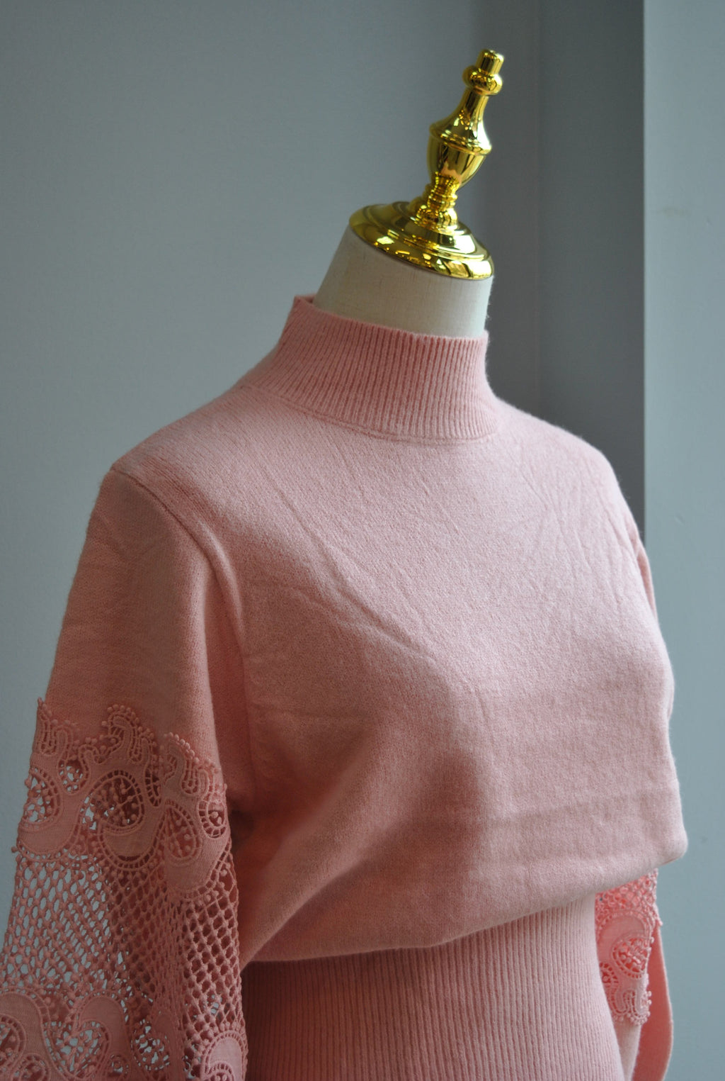 BLUSH PINK SWEATER TOP WITH  THE STATEMENT LACE SLEEVES