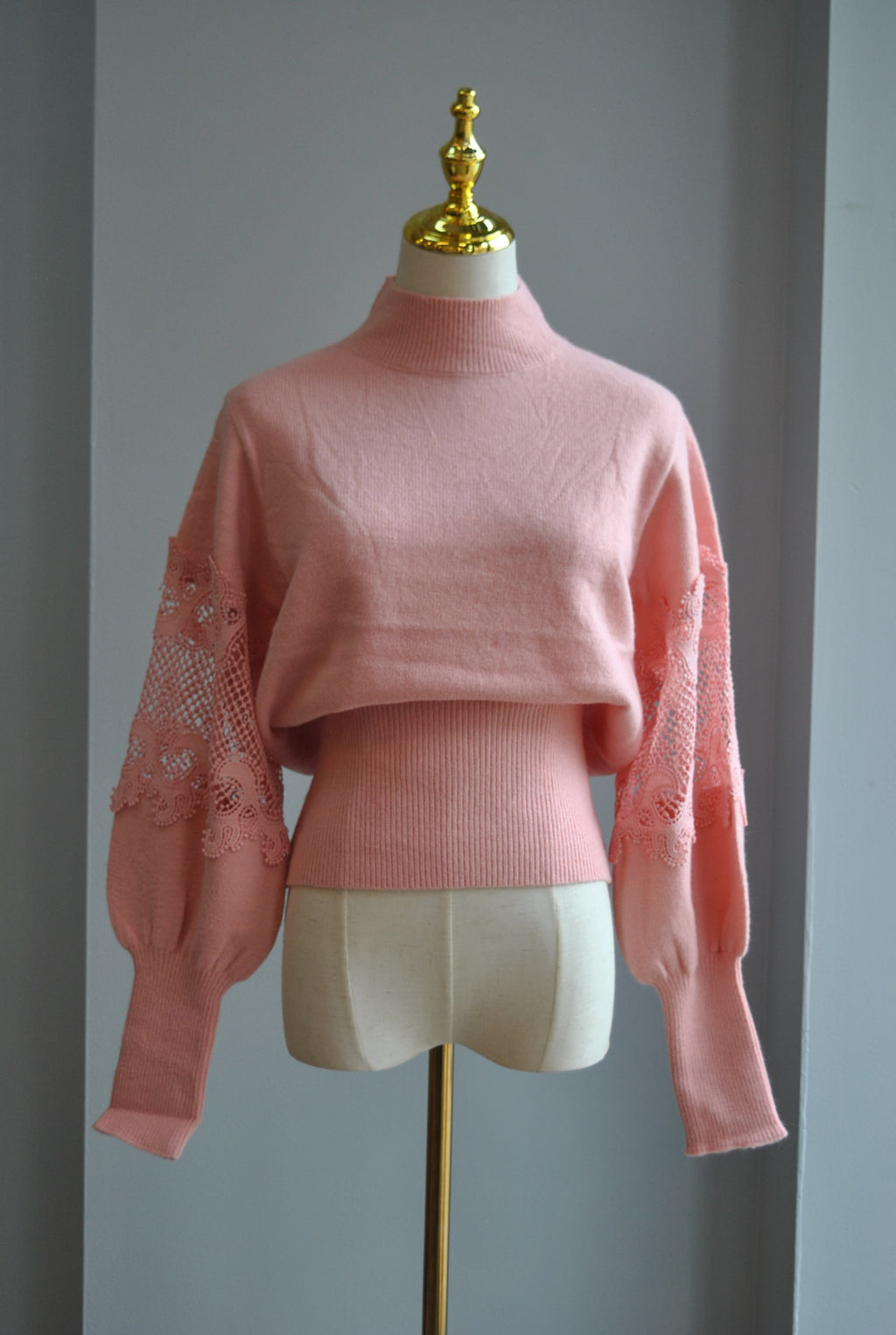 BLUSH PINK SWEATER TOP WITH  THE STATEMENT LACE SLEEVES