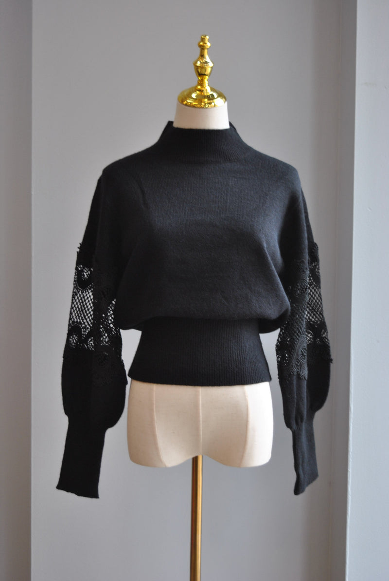 BLACK SWEATER TOP WITH THE STATEMENT LACE SLEEVES