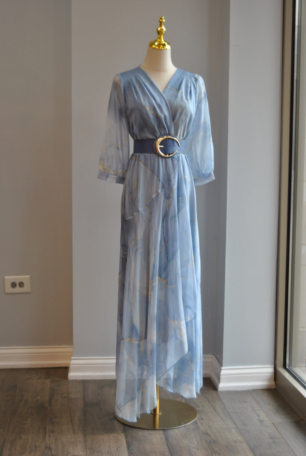 BLUE SUMMER MAXI WITH A BELT