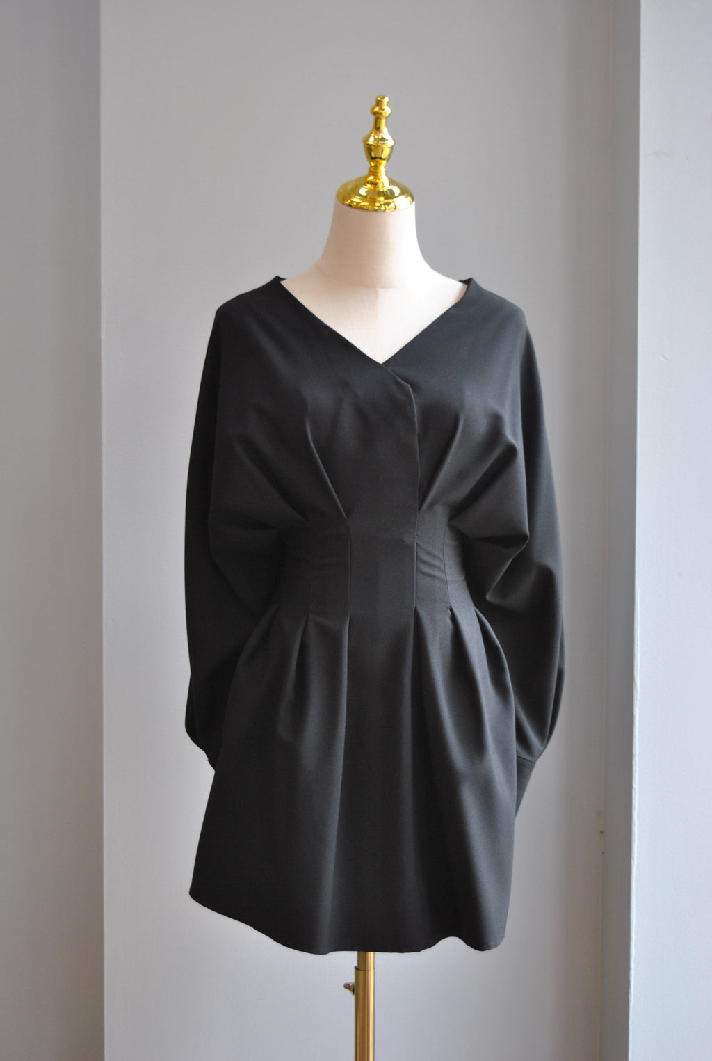 BLACK MINI  DRESS WITH DOLMAN SLEEVE