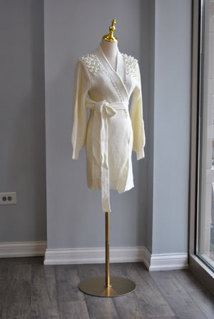 VANILLA CARDIGAN WITH PEARLS AND CRYSTALS