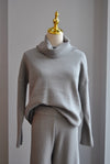 GREY SWEATER SET OF FLAIR PANTS AND TURTLENECK