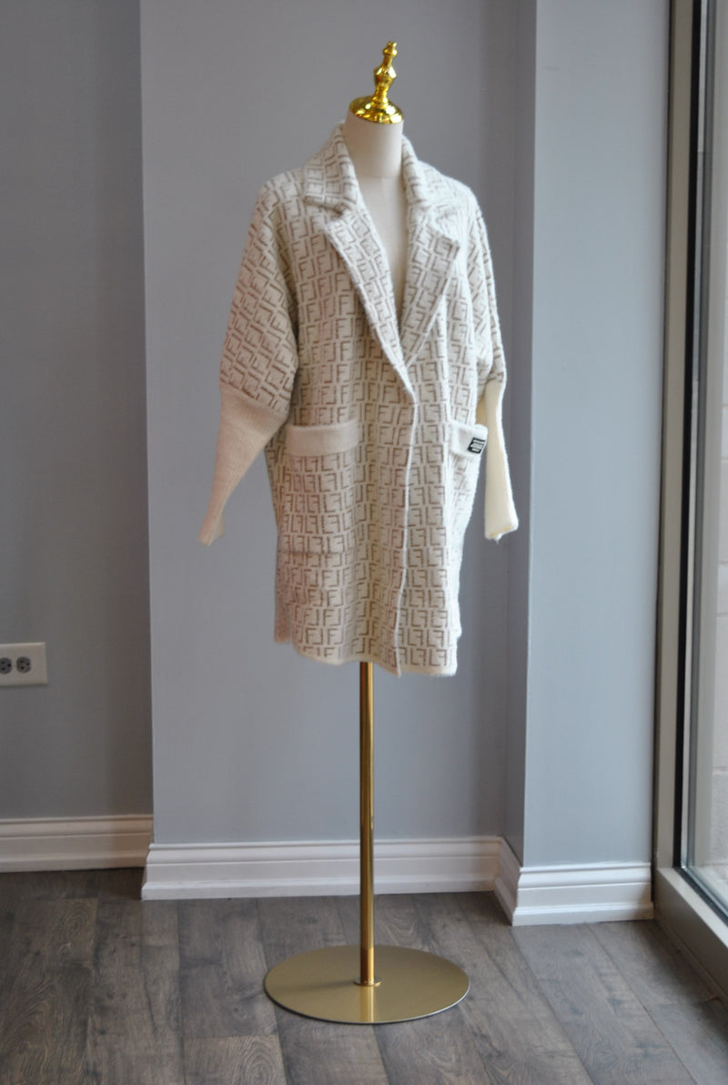 OFF WHITE AND CREAM PRINT ALPAKA COAT