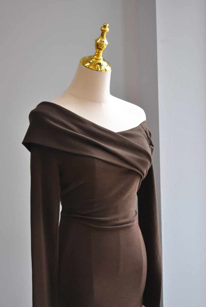 CHOCOLATE BROWN MIDI SWEATER DRESS