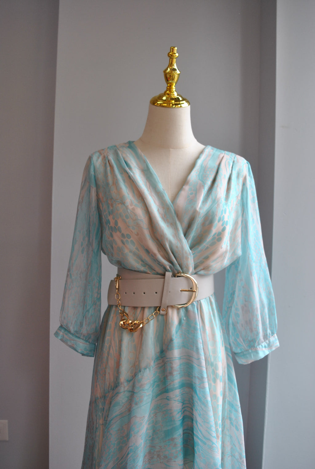 CLEARANCE - BLUE CHEETAH SUMMER DRESS WITH A BELT