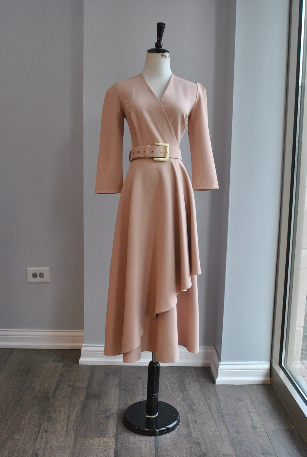 DUSTY PINK A-LINE MIDI DRESS WITH A BELT