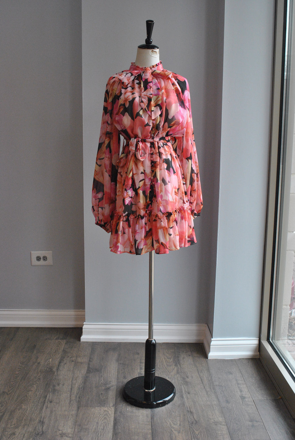 PINK MULTI MINI FLOWY DRESS WITH HIGH NECK