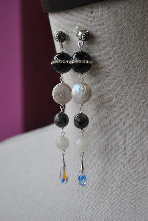 WHITE AND BLACK MULTISTONES LONG EARRINGS WITH SWAROVSKI CRYSTALS